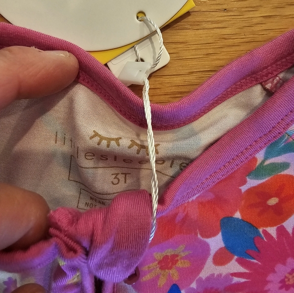 Little sleepies short romper - Picture 2 of 2